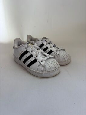 adidas Kid’s Superstar White Sneakers with Black Stripes Size 7.5K